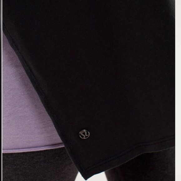 Lululemon My Mantra Short Sleeve
Black - Picture 10 of 16